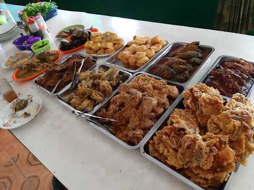 Warung Nasi Ibu Atik 4