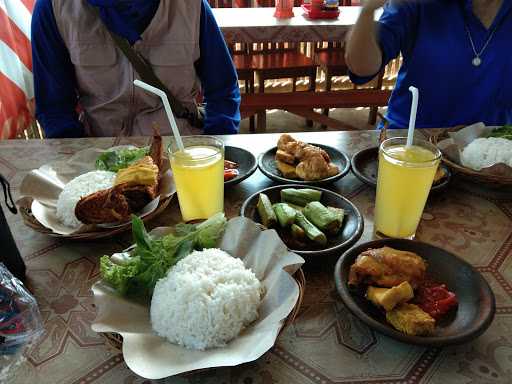 Mie Ayam Jakarta Petungsewu 8