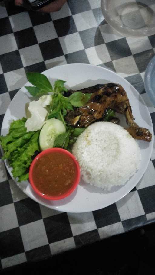 Warung Dua - Dua Seafood 8