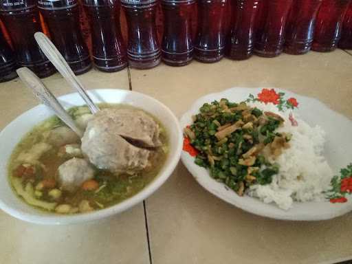 Wr. Bakso Babi & Lawar 4