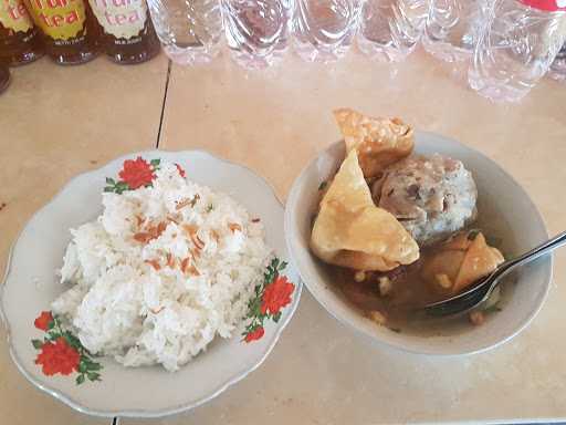 Wr. Bakso Babi & Lawar 5