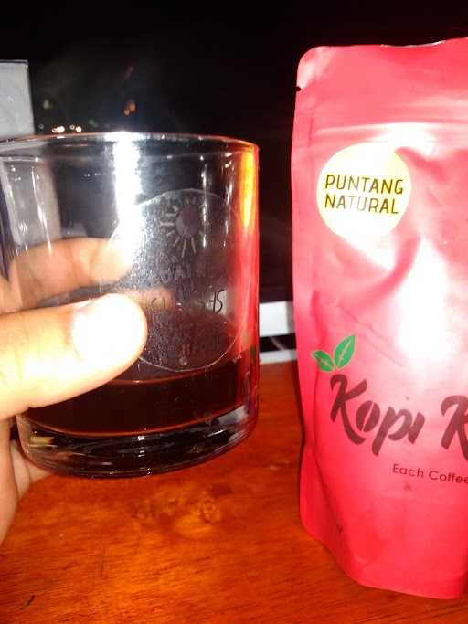 Kedai Kopi Sukses Makmur 8