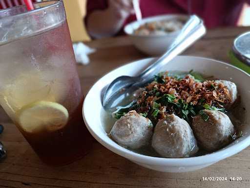 Bakso Tengkleng Mas Bambang Cibaduyut 2