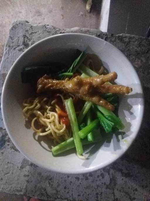 Mie Ayam Ceker+Baso Totalitas 4