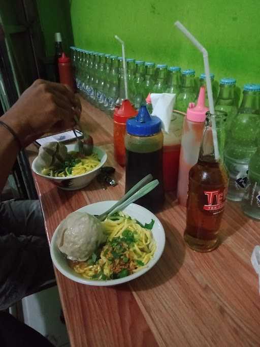 Mie Baso Ari Asih 4