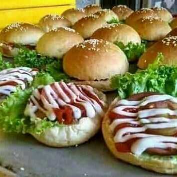 Qiz (Qiyas Burger) Dayeuhkolot 7