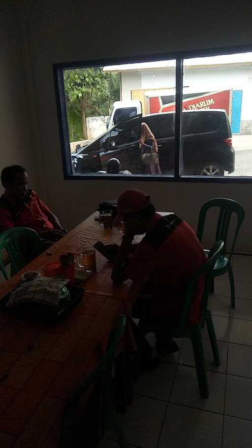 Warung Nasi Ibu Enjum 7