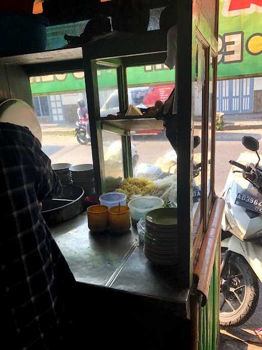 Bakso & Gado Gado Pujasera 10