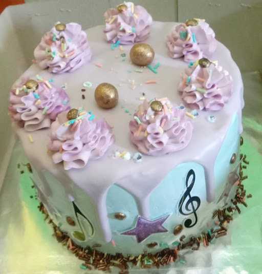 Noen'S Cake 4