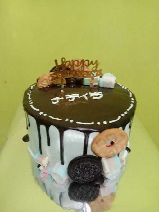 Noen'S Cake 6