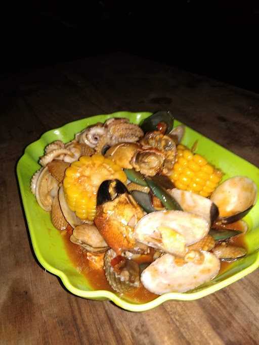 Kedai Nifan Kerang 6