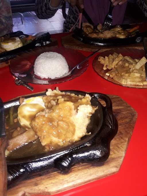 Warung Steak Demak 6