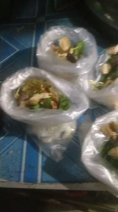 Bakso & Mi Ayam Dhiyas 4