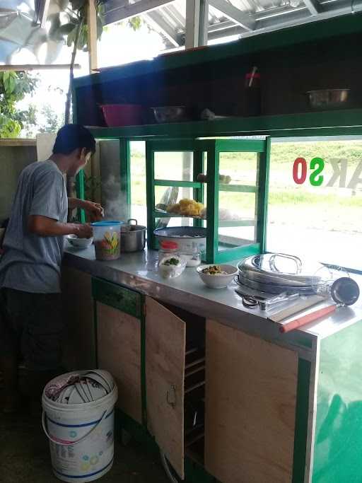 Bakso & Mi Ayam Dhiyas 6