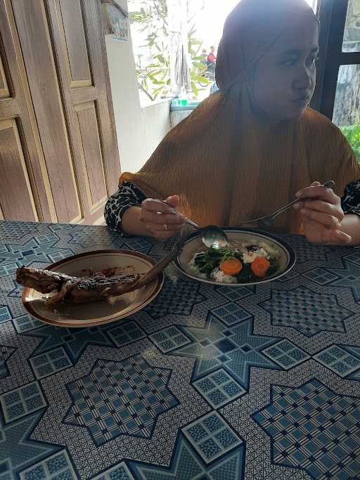 Rumah Makan Bu Ratmi 2