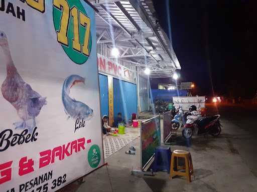 Warung 717 (Ayam, Bebek, Lele) 10