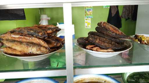 Warung Makan Ijo Pak Kumis 9