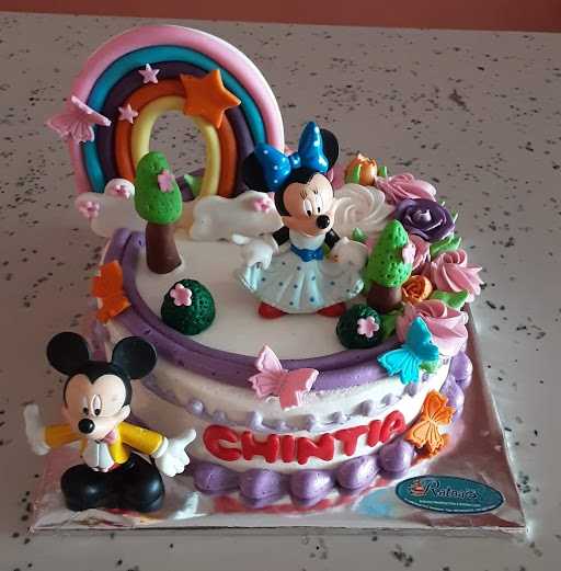 Ratna Cake (Wedding And Birthday Cake) 8