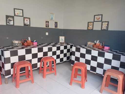 Rumah Camilan Wirwin 5