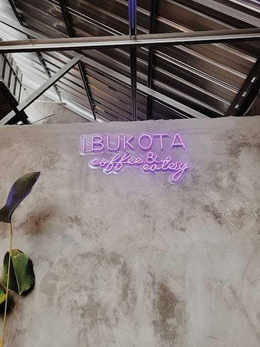 Ibukota Coffee & Eatery 2 9