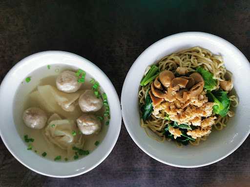 Mie Bandung 9