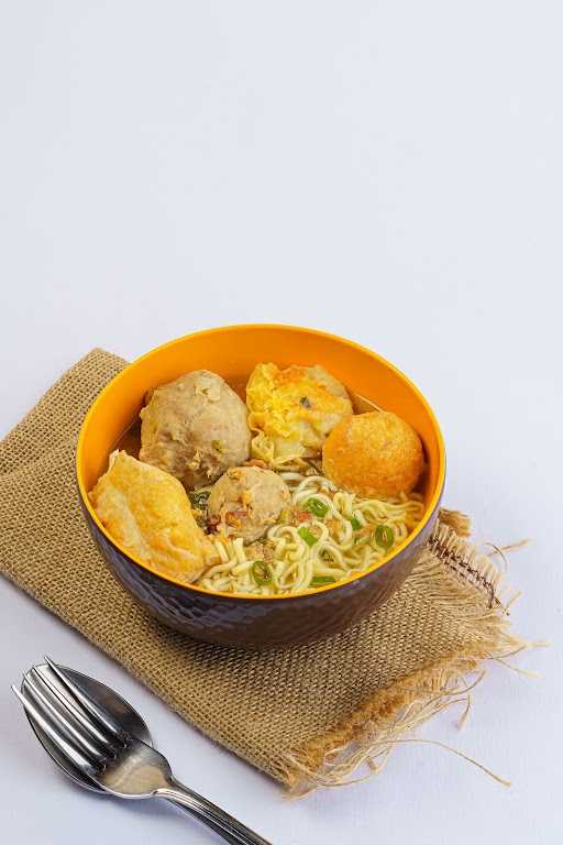 Bakso Buka Baju - Teuku Umar 10