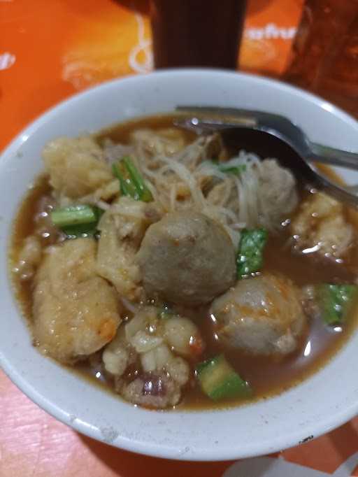 Bakso & Mie Ayam Anisa 8