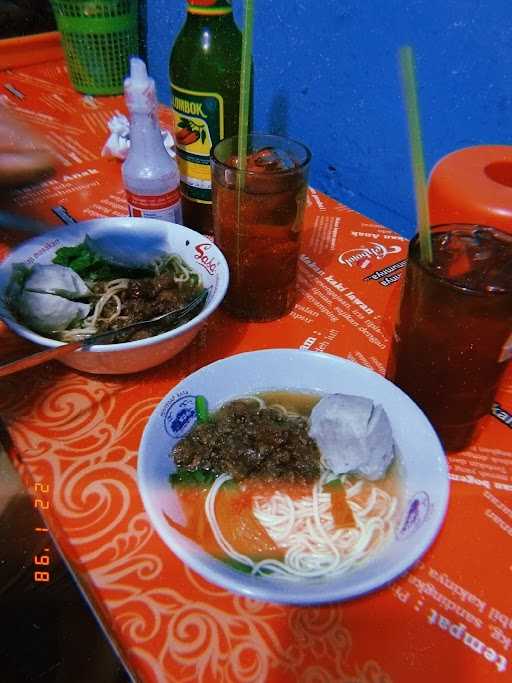 Bakso & Mie Ayam Anisa 6