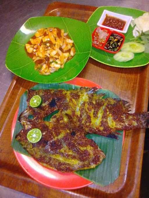 Cak Tris Seafood Nasional 10