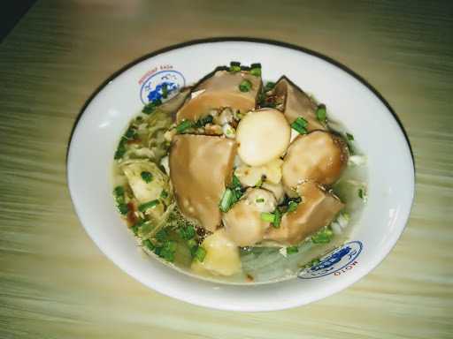 Genteng Biru Food Centre 6