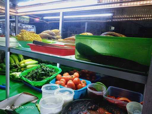 Nasi Tempong Asli Banyuwangi 1