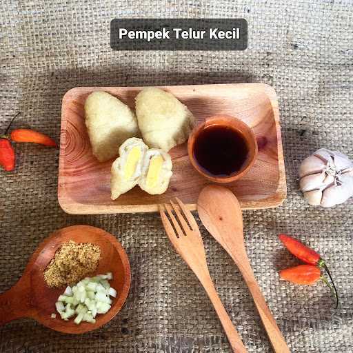 Pempek Plus62 Buana Raya 9