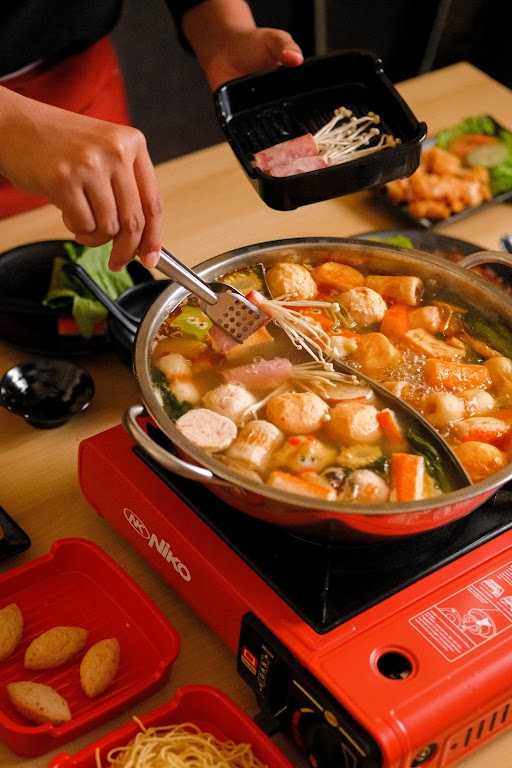Roku Grill & Steamboat 5