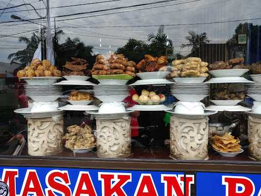 Rumah Makan Minang Permai 9