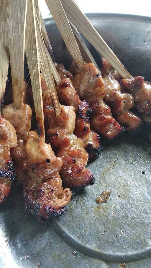 Sabo (Sate Ayam Babi Oka) 8