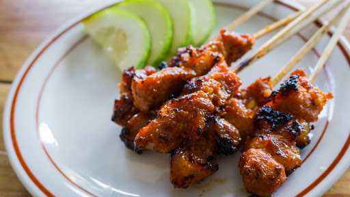 Sabo (Sate Ayam Babi Oka) 5