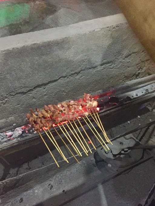 Sate Kambing Asli Wong Solo (Pak Moel) 7