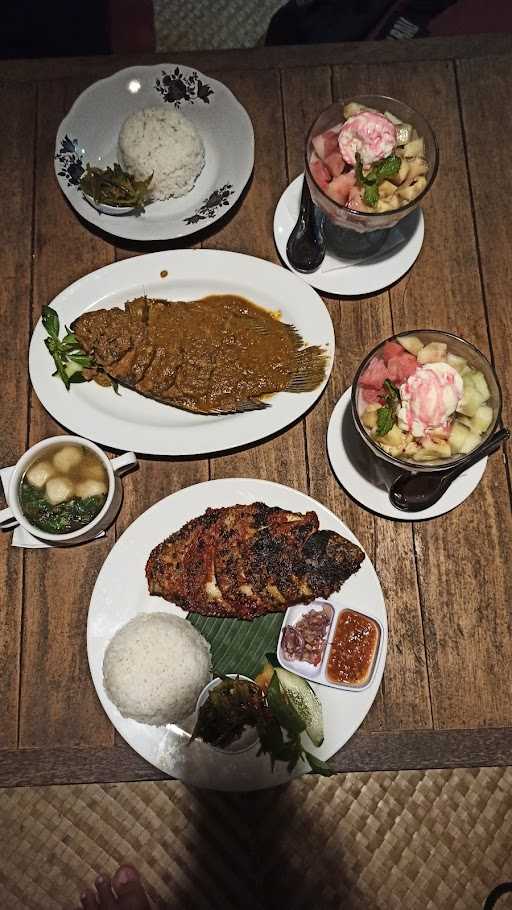 Warung Mina Padangsambian 7