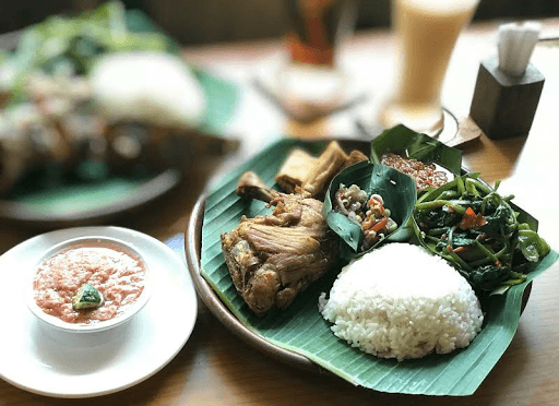 Warung Mina Padangsambian 6