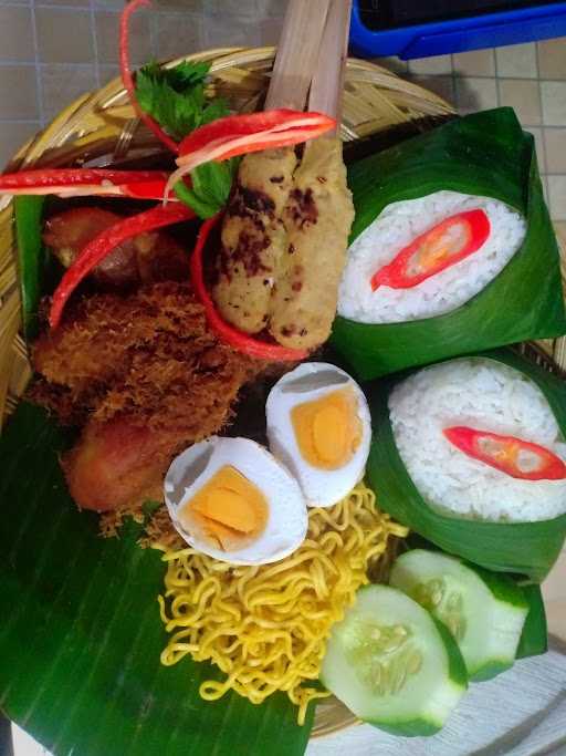 Warung Muslim Nasi Kuning 10