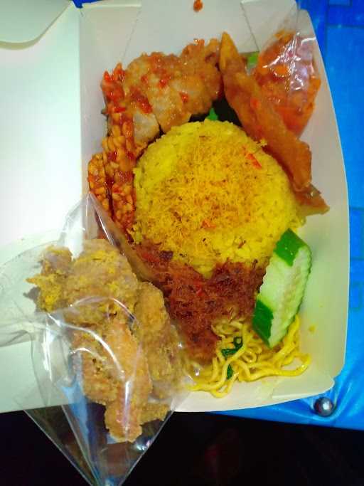 Warung Muslim Nasi Kuning 4