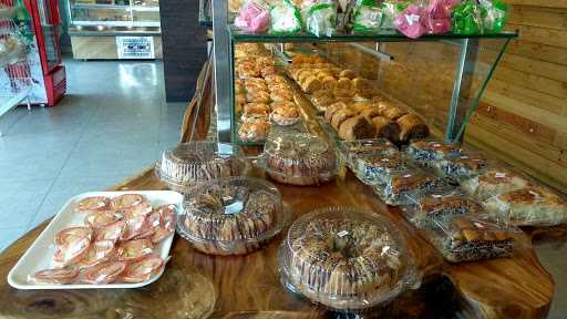 Conato Bakery Sesetan 3