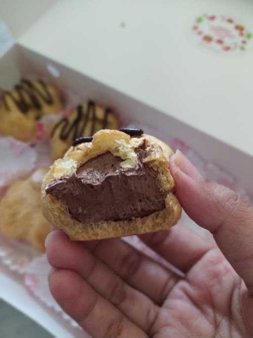 Ulala Cream Puff 8