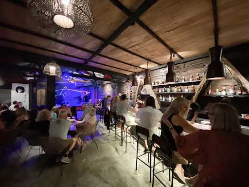 Linga Longa Bar Sanur 2