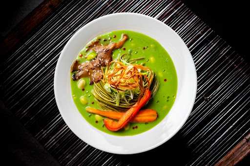 Red Dragon Ramen Sanur 7