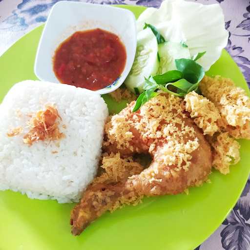 Ayam Goreng Medina, Renon 4