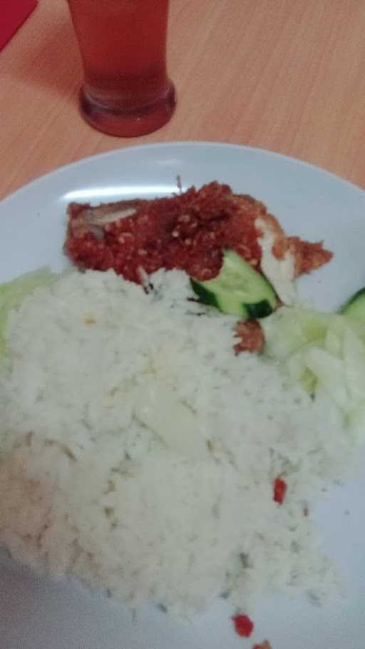 Gogo Fried Chicken Barito 8