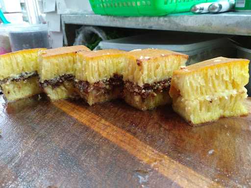 Martabak Ketan Hitam Raja Semut 5