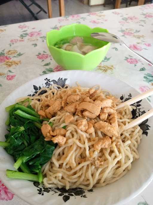 Mie Ayam 38 10