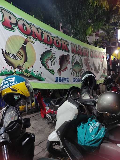 Pondok Nasi Uduk & Istana Kepiting 10